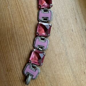 Vintage bracelet with pink glass stones and enamel.